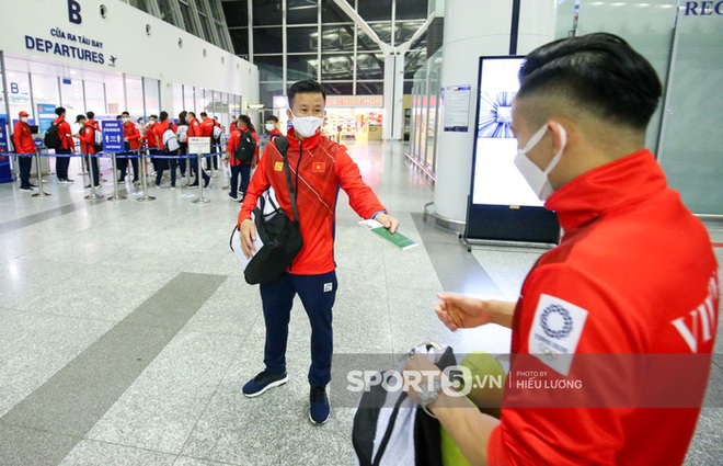 VĐV Việt Nam bị giấu hộ chiếu, hú hồn trước giờ bay đến Olympic Tokyo 2020 - Ảnh 2.