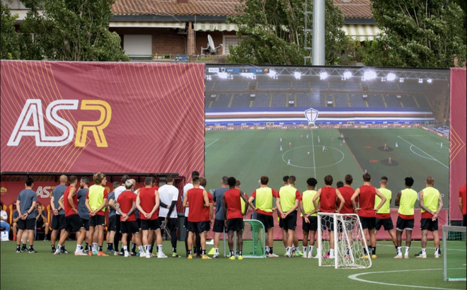 Các cầu thủ AS Roma trong buổi tập mới nhất (Ảnh: AS Roma)