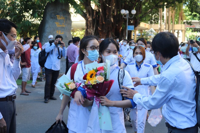 2 con gái nữ chủ nha khoa Lê Hưng dương tính; TP.HCM: 37 ca nhiễm COVID-19 ở đường Vườn Chuối và đường Nguyễn Thượng Hiền - Ảnh 1.