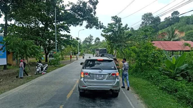 Lâm Đồng: Truy bắt 2 thanh niên vượt hàng loạt chốt kiểm dịch Covid-19 liên tỉnh - Ảnh 3.