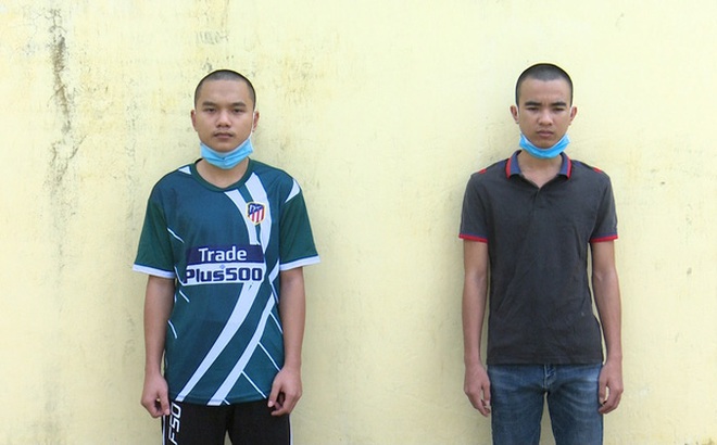Nguyễn Hiền Ngoan (trái) và Phạm Văn Vui