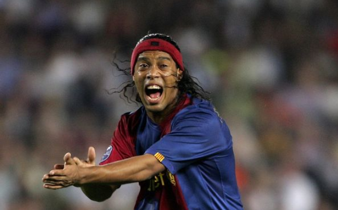 Ronaldinho thời kì tung hoành trong màu áo Barca