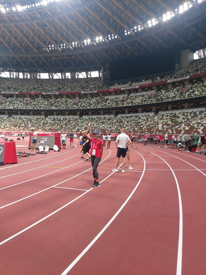 Quách Thị Lan làm quen sân thi đấu, sẵn sàng cho thử thách ở Olympic Tokyo - Ảnh 1.