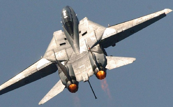 Máy bay F-14 Tomcat, cùng loại tham gia chiến dịch "Ngọc trai" của Iran.