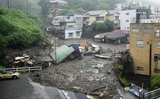 Hiện trường vụ lở đất tại Atami, tỉnh Shizuoka, Nhật Bản, ngày 3/7/2021. Ảnh: Kyodo/TTXVN
