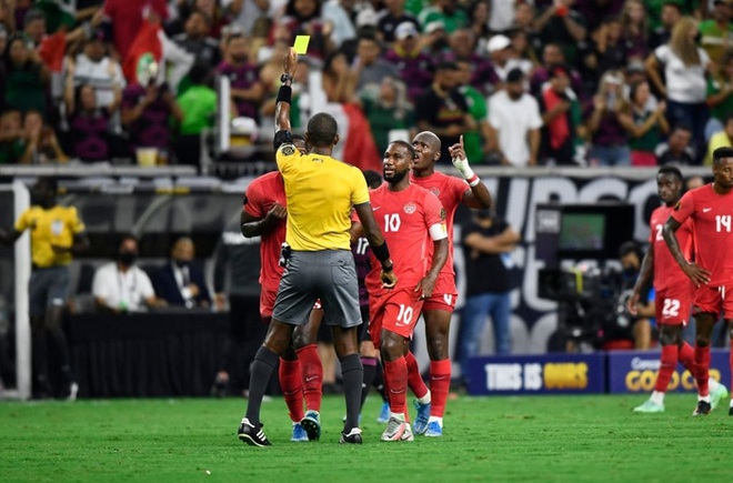 Mexico thắng kịch tích Canada, vào chung kết Gold Cup nhờ trọng tài bù giờ tận... 15 phút - Ảnh 6.