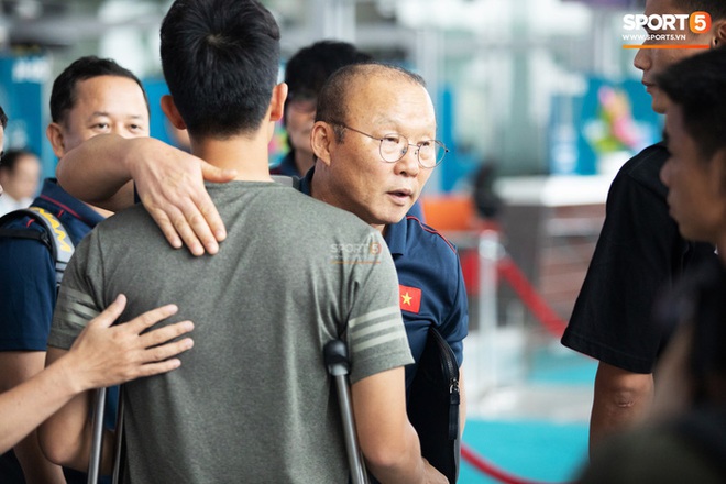 Học trò nói thắng tuyển Trung Quốc, HLV Park: Hãy nói những việc bản thân làm được thôi - Ảnh 1.