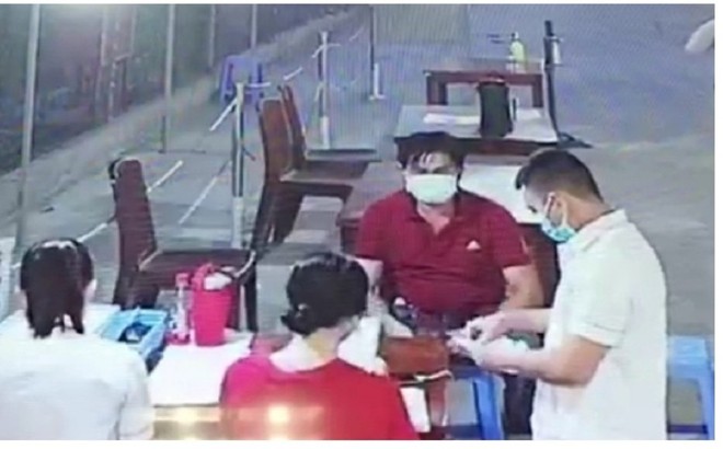 An Giang: Khởi tố tài xế xe tải khai gian mắc Covid-19 từ TP.HCM về - Ảnh 2. An Giang: Khởi tố tài xế xe tải khai gian mắc Covid-19 từ TP.HCM về - Ảnh 2.
