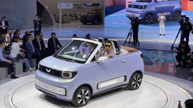 Cận cảnh chiếc ô tô điện siêu rẻ, giá chỉ 95 triệu đồng