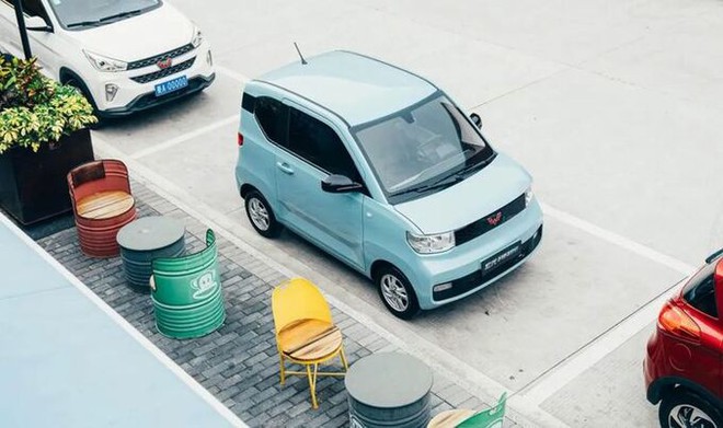Cận cảnh chiếc ô tô điện siêu rẻ, giá chỉ 95 triệu đồng