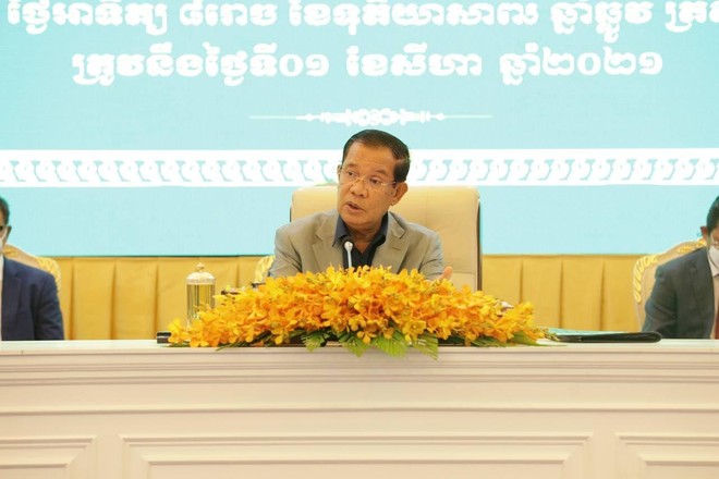 Cháu ông Hun Sen tiêm vaccine Sinovac Trung Quốc; Nhà xác Thái Lan dùng xe đông lạnh vì ca tử vong nhiều - Ảnh 1.