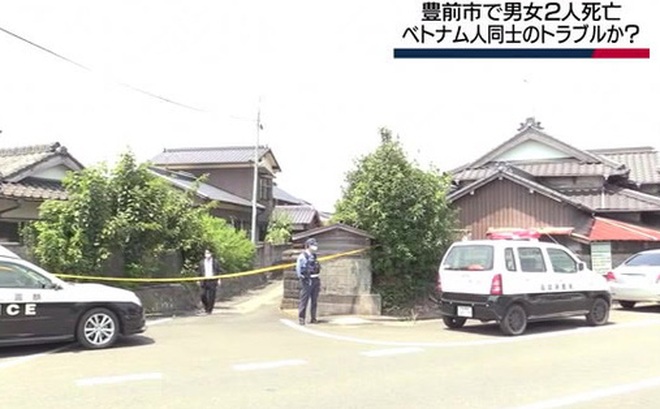 Cảnh sát phong tỏa tại khu nhà có 2 thực tập sinh tử vong. Ảnh: tvq.co.jp