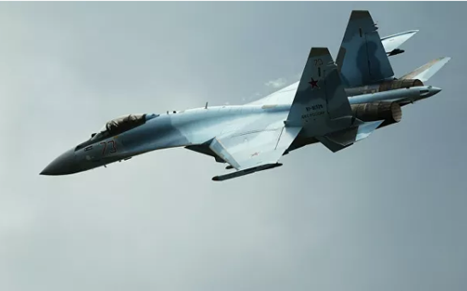 Truyền thông Mỹ lại đánh giá Su-35S của Nga vượt trội hơn F-22 Raptor