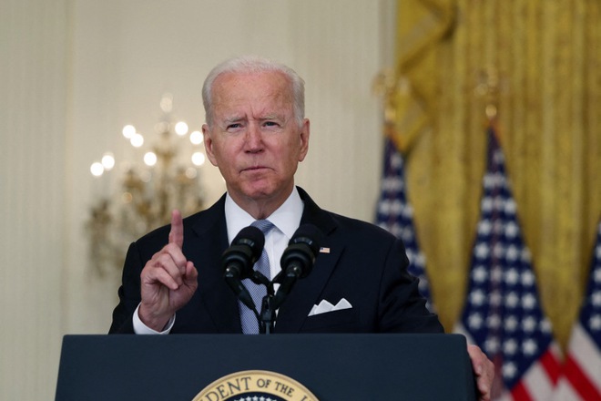 Ông Biden phát biểu trước toàn quốc; Mỹ giữ chỗ sơ tán cho chó đặc vụ, bỏ lại hàng trăm người Afghanistan - Ảnh 1.