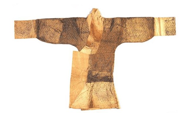 Qua 2 lớp áo mà vẫn nhìn xuyên thấu nốt ruồi trên ngực: Chuyên gia “lật tẩy” thói quen ăn mặc cực lạ của người xưa - Ảnh 5.