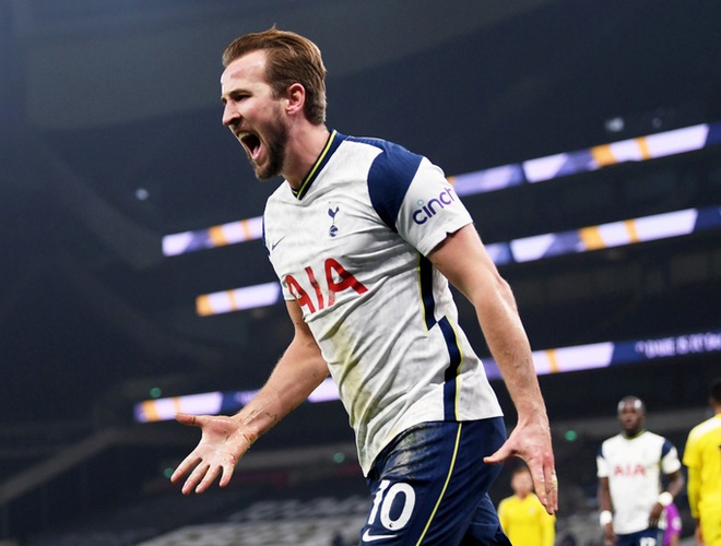 Berbatov: Harry Kane còn ngây thơ nên gặp khó trong việc rời Tottenham - Ảnh 1.