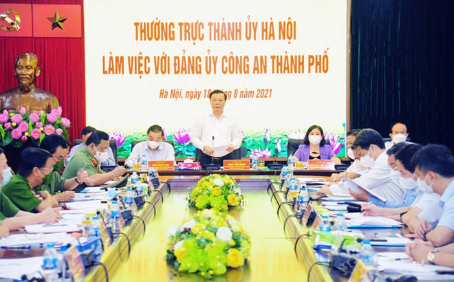 Bí thư Thành ủy Hà Nội Đinh Tiến Dũng chủ trì buổi làm việc giữa Thường trực Thành ủy Hà Nội với Đảng ủy Công an thành phố Hà Nội.