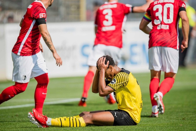 Haaland tịt ngòi, Dortmund nhận thất bại đầu tiên tại Bundesliga - Ảnh 6.