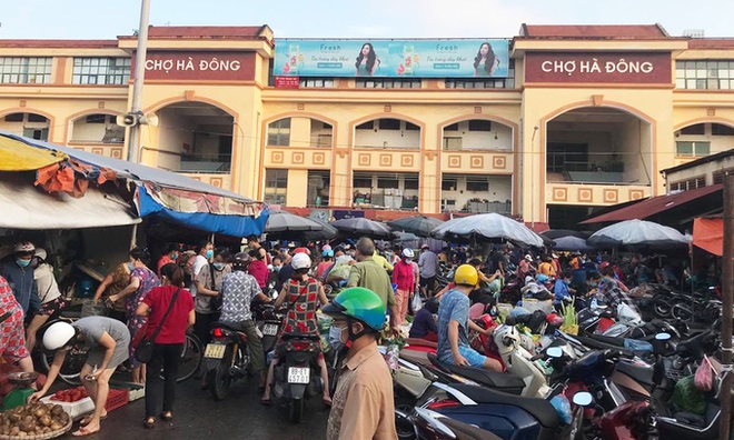 Phó Thủ tướng: Không để dịch ở TP HCM lây lan mãi trong cộng đồng như thế này. Hà Nội trưa nay thêm 51 ca mắc Covid-19 - Ảnh 1.