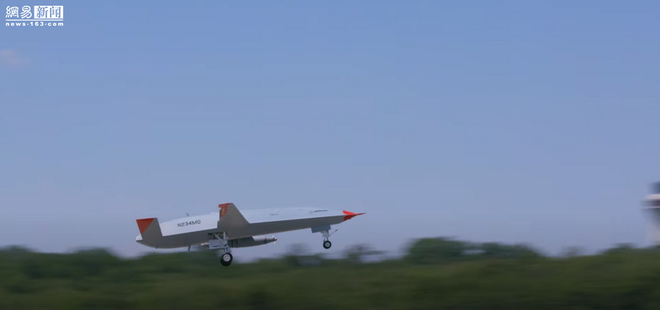 Xem hành động ‘thần kỳ’ trên không của bộ đôi siêu máy bay Mỹ - Ảnh 8.