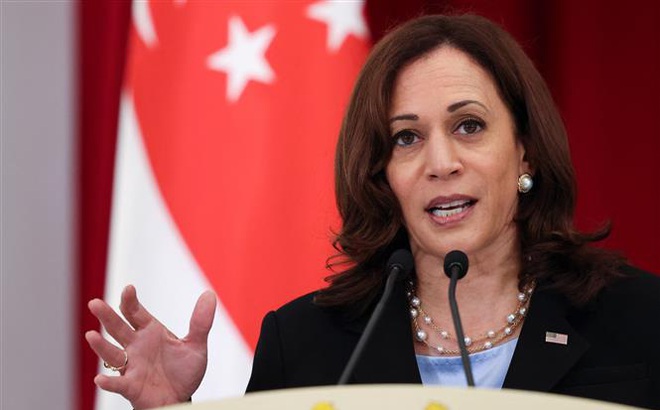 Phó Tổng thống Mỹ Kamala Harris tại cuộc họp báo ở Singapore trong khuôn khổ chuyến công du châu Á chính thức đầu tiên, ngày 23/8/2021. Ảnh: AFP/TTXVN