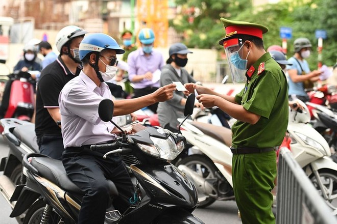 Công điện hỏa tốc của Thủ tướng: Tuyệt đối không để người dân ra đường đông trong dịp lễ Quốc khánh 2/9 - Ảnh 1. Công điện hỏa tốc của Thủ tướng: Tuyệt đối không để người dân ra đường đông trong dịp lễ Quốc khánh 2/9 - Ảnh 1.