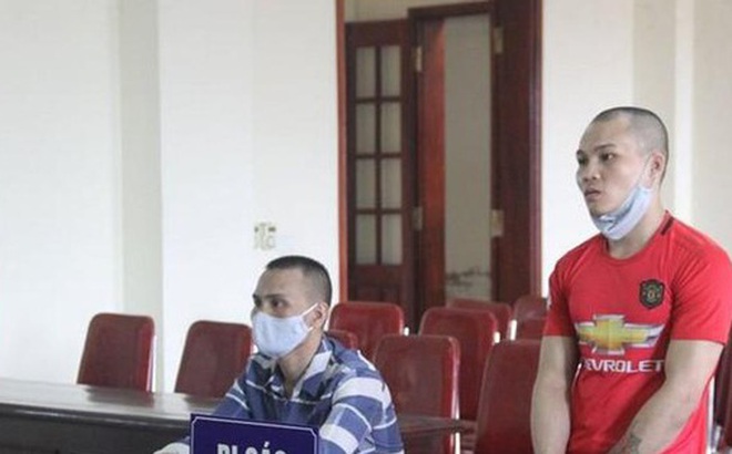 Bị cáo Cụt Văn Dao (áo đỏ) thừa nhận bán em gái 13 tuổi sáng Trung Quốc vì tiền