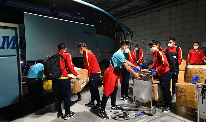 Đội tuyển futsal Việt Nam đã có mặt tại Tây Ban Nha, tập huấn hướng tới World Cup 2021 - Ảnh 5.