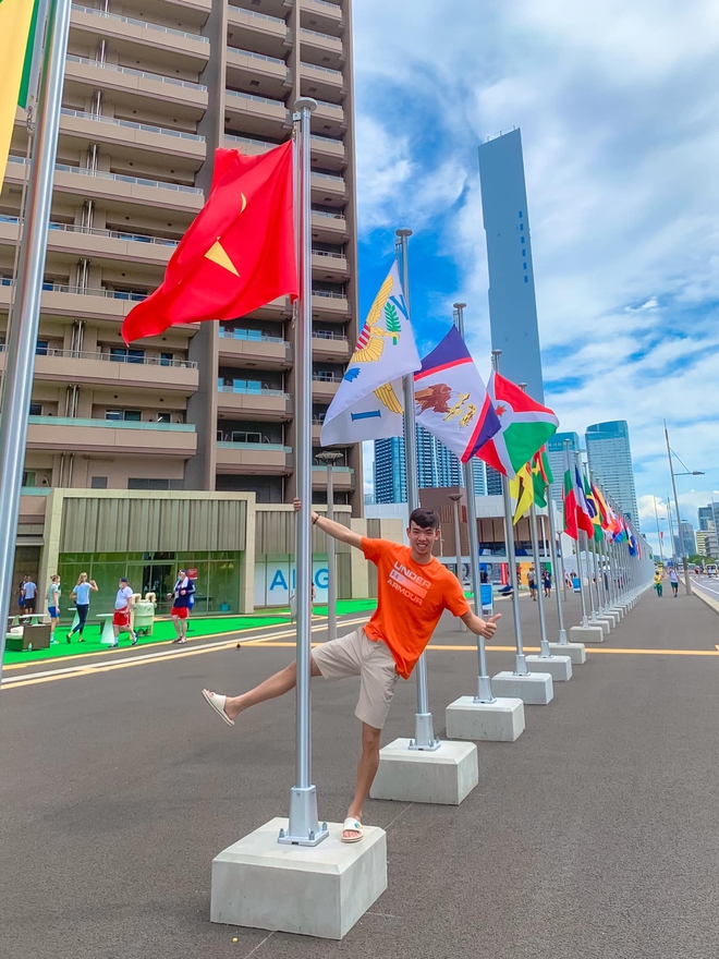 Kình ngư Huy Hoàng chia sẻ kỷ niệm khó quên ở Olympic Tokyo 2020 - Ảnh 2.