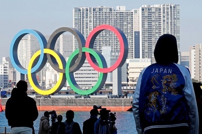Thủ tướng Nhật Bản tuyên bố điều bất ngờ về Olympic 2020; Số ca Covid-19 tăng kỉ lục ở Philippines - Ảnh 1.