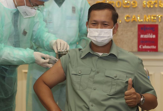 Tin vui về 2 loại vaccine mà Việt Nam cho phép tiêm trộn; Campuchia báo động điều đáng sợ sắp đến! - Ảnh 1.