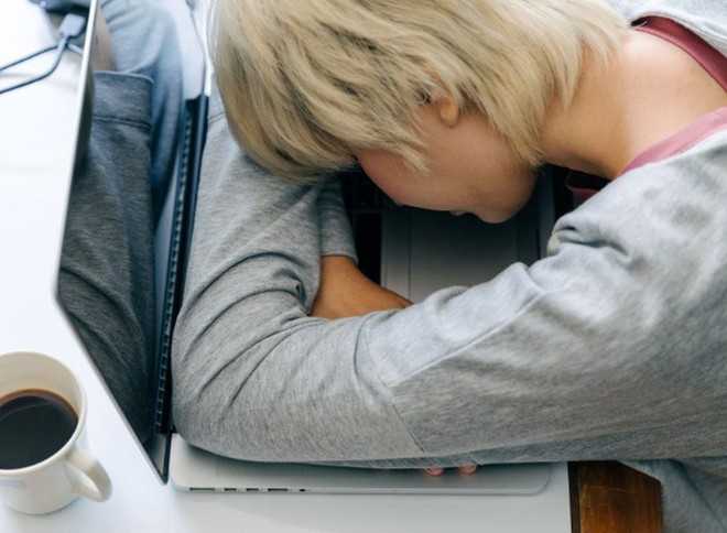 Cần bổ sung sắt ngay nếu thấy các dấu hiệu dưới đây - Ảnh 2.