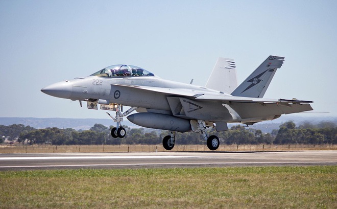 F / A-18 Super Hornet đang hoạt động trong không quân Australia