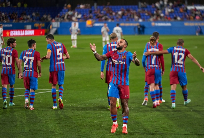 Barca giành cúp trong trận đấu đầu tiên ở kỷ nguyên hậu Lionel Messi - Ảnh 3.
