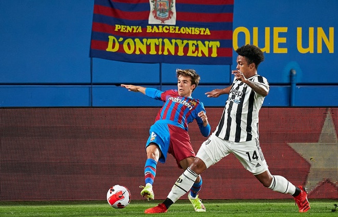 Barca giành cúp trong trận đấu đầu tiên ở kỷ nguyên hậu Lionel Messi - Ảnh 12.