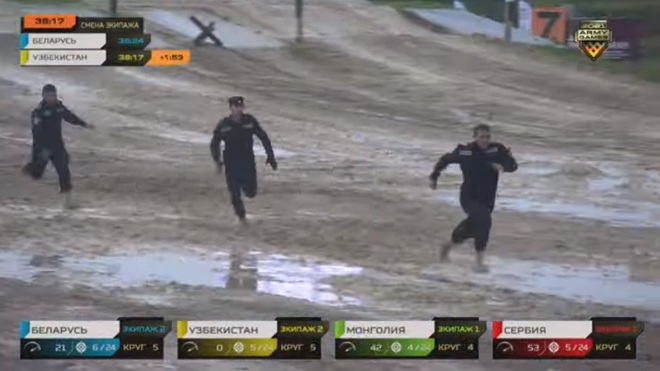 Tank Biathlon 2021: Ông lớn Belarus bất ngờ bị vùi dập, Serbia và Uzbekistan đang chơi sát ván - Ảnh 1.