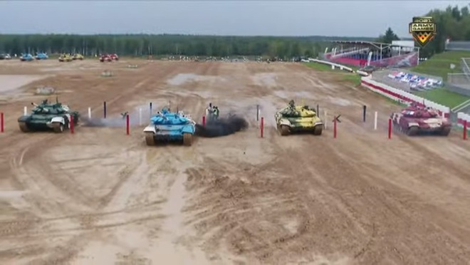 Tank Biathlon 2021: Ông lớn Belarus dạy cho các đối thủ biết thế nào là đấu tăng - Trận quyết đấu bắt đầu - Ảnh 1.
