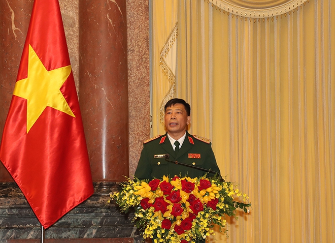 Thăng quân hàm Thượng tướng cho Giám đốc Học viện Quốc phòng Trần Việt Khoa - Ảnh 3.
