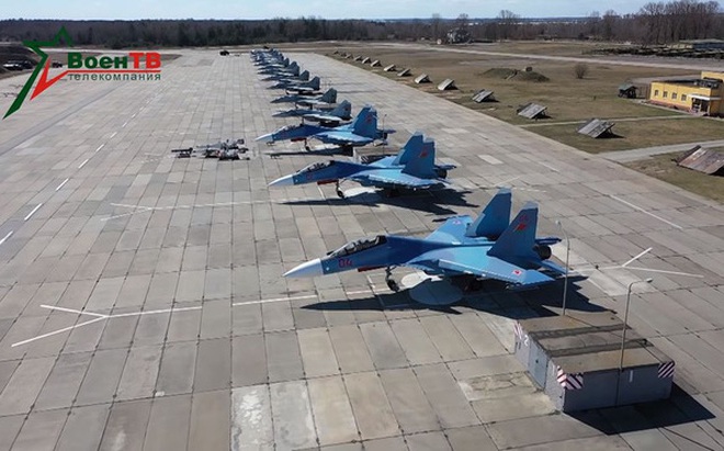 Tiêm kích hạng nặng Su-30SM do Nga chế tạo có trong biên chế Không quân Belarus.