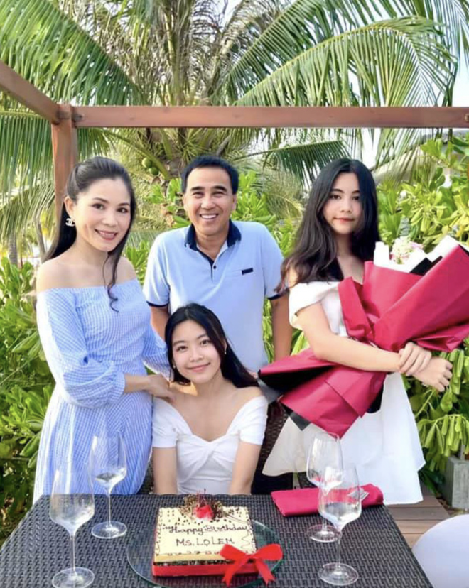 Chân dung bà xã xinh đẹp, là doanh nhân thành đạt của MC Quyền Linh - Ảnh 6. Chân dung bà xã xinh đẹp, là doanh nhân thành đạt của MC Quyền Linh - Ảnh 6.