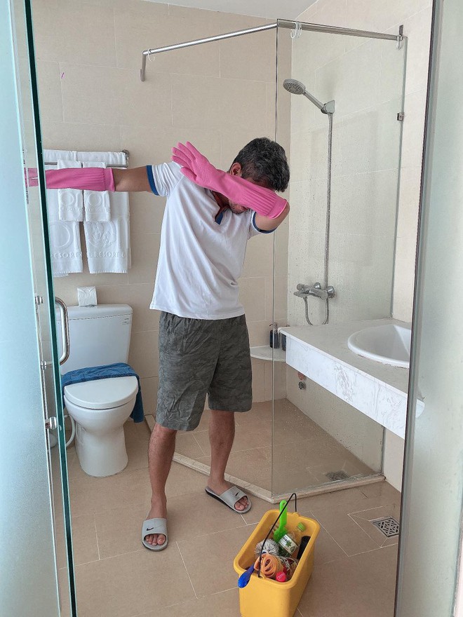 Lương Bằng Quang, Ngân 98 kẹt ở Phú Quốc: Làm bảo vệ, cọ toilet, mua rau cũng mặc cả - Ảnh 4.