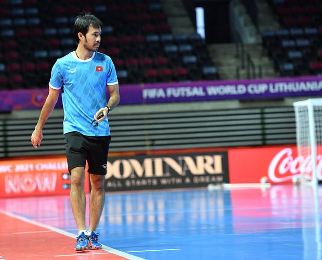 HLV trưởng tiết lộ chiến thuật của Việt Nam khi chạm trán Brazil tại Futsal World Cup 2021 - Ảnh 1.