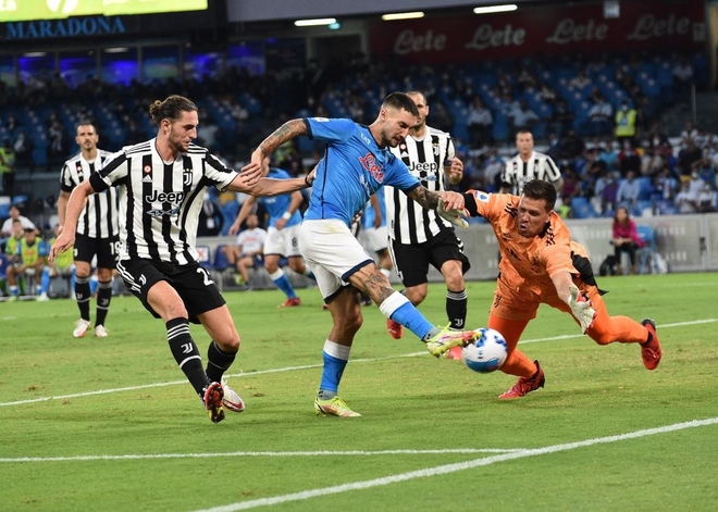 Juventus rơi xuống vị trí thứ 16 trên BXH Serie A sau thất bại trước Napoli - Ảnh 5.