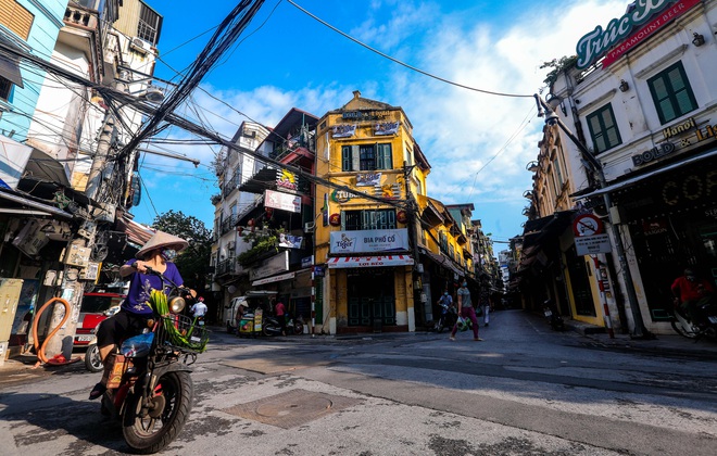 PGS.TS Trần Đắc Phu nêu 3 kịch bản cho Hà Nội sau khi nới lỏng giãn cách - Ảnh 1.