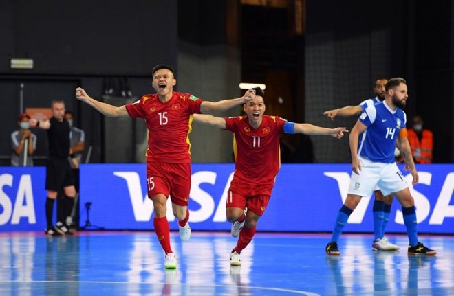 Báo Brazil phân tích bàn thắng đầu tiên của ĐT Việt Nam tại World Cup 2021 - Ảnh 1.