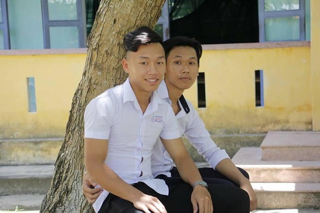 Ngắm loạt ảnh thời học sinh cắp sách đến trường của 2 người hùng futsal Việt Nam - Ảnh 3.