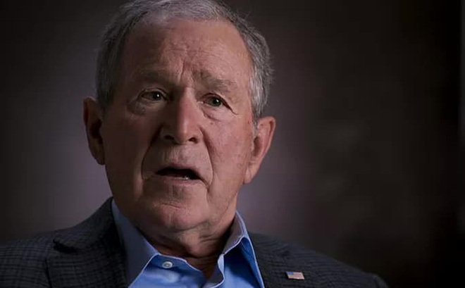 Cựu tổng thống Mỹ George W. Bush trong phim tài liệu của BBC. Ảnh: BBC
