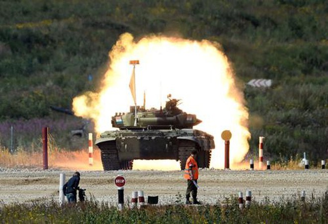 Siêu xe tăng T-90 “Vladimir” của quân đội Nga: Quái vật trên chiến trường - Ảnh 2.