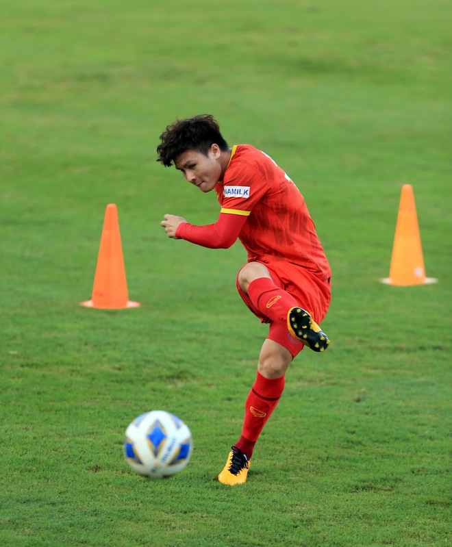 Thêm một cầu thủ U22 được bổ sung lên đội tuyển Việt Nam cho chiến dịch Vòng loại World Cup 2022 - Ảnh 20.