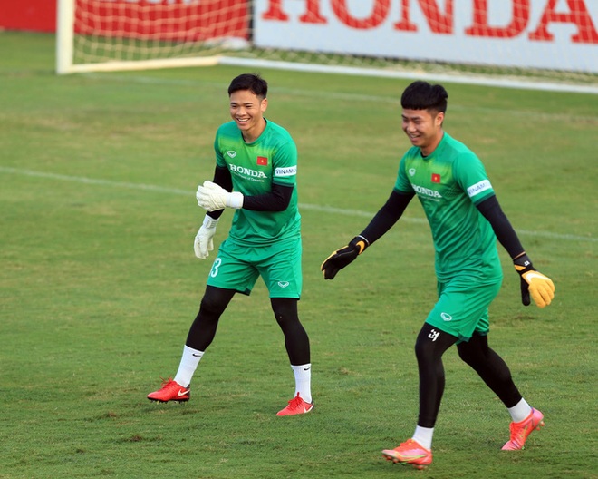 Thêm một cầu thủ U22 được bổ sung lên đội tuyển Việt Nam cho chiến dịch Vòng loại World Cup 2022 - Ảnh 21.